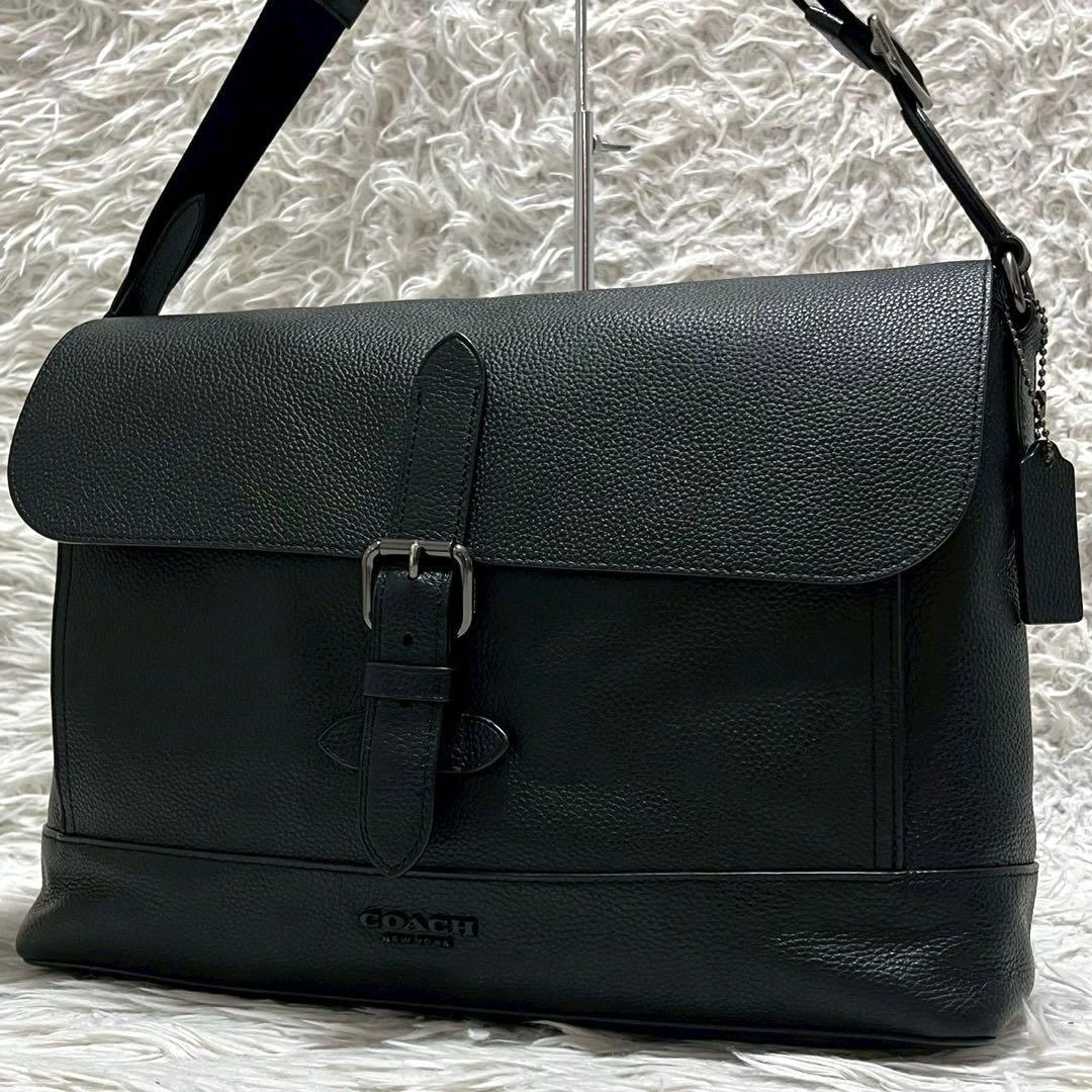 未使用✨COACH コーチ メッセンジャーバッグ ブラック A4収納 88892