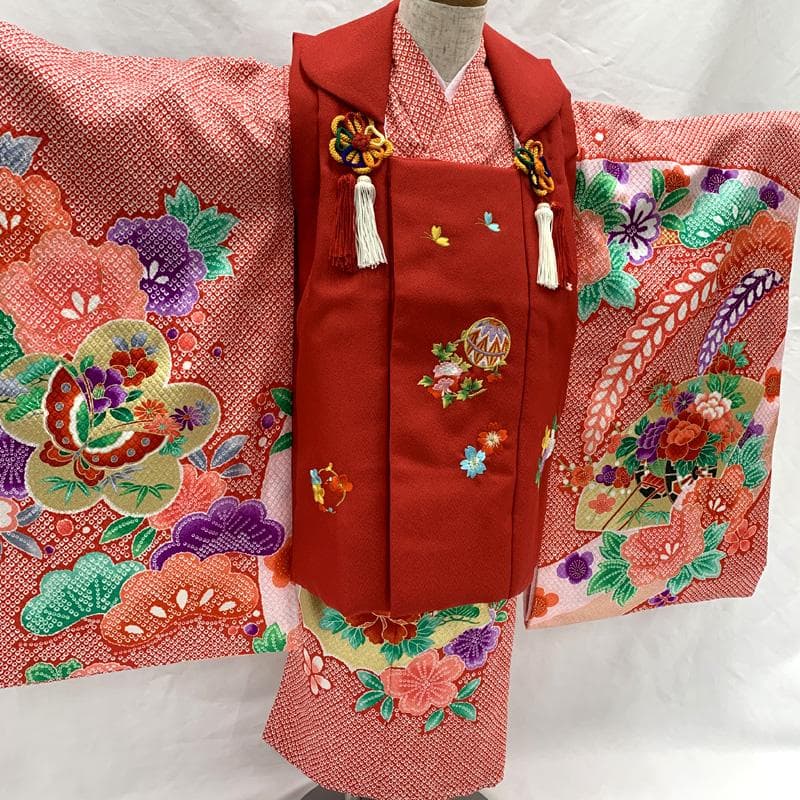 511ag72□七五三 三歳 女児 着物&被布&長襦袢 金彩 鹿子 御所車□美品