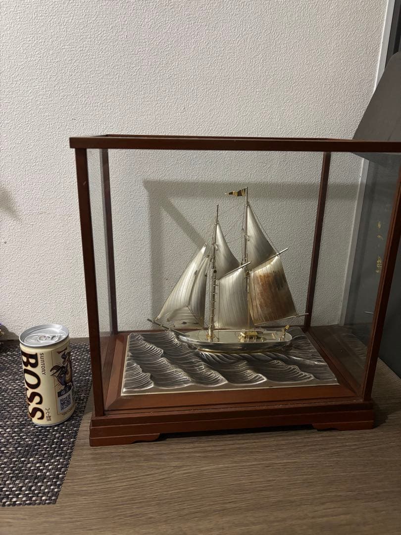 純銀刻印　帆船置物　船長さ21cm 大きめ　ガラスケース付き　レトロ