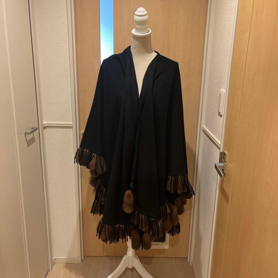 希少　✨FENDI カシミア大判ファーつきストール✨