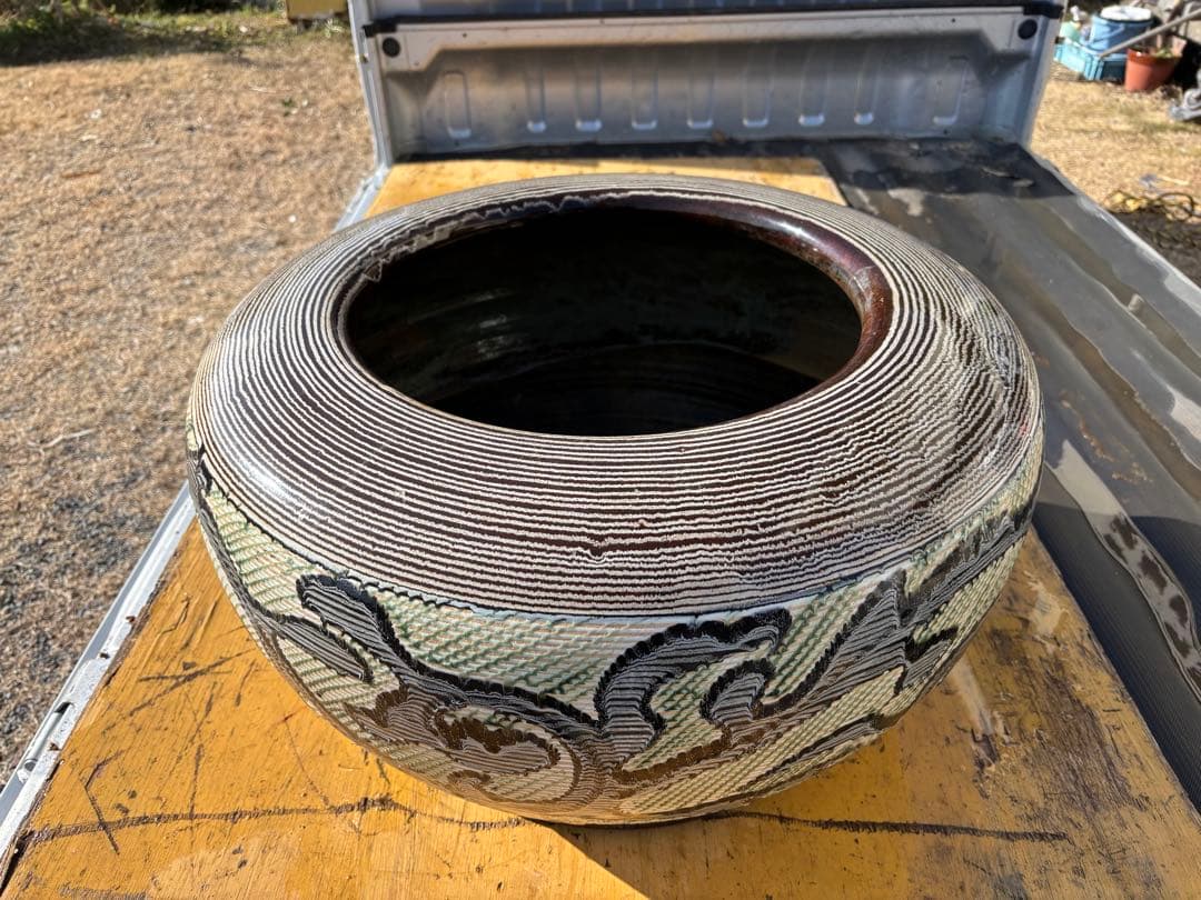 専用出品です。 大型火鉢　装飾的な模様の 陶器　昭和初期　昭和レトロ