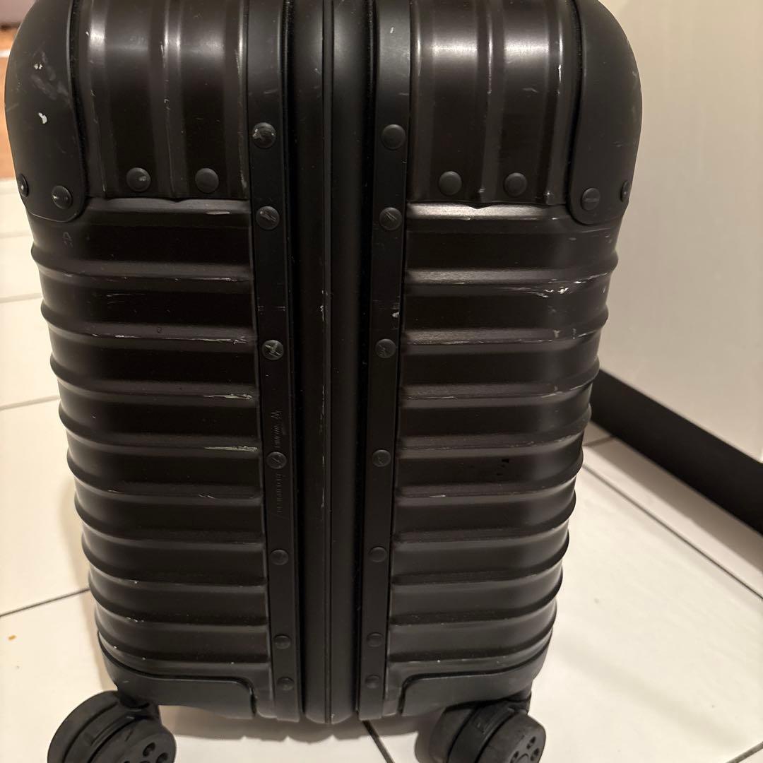 RIMOWA ORIGINAL コンパクト　ブラック キャリーケース　リモワ