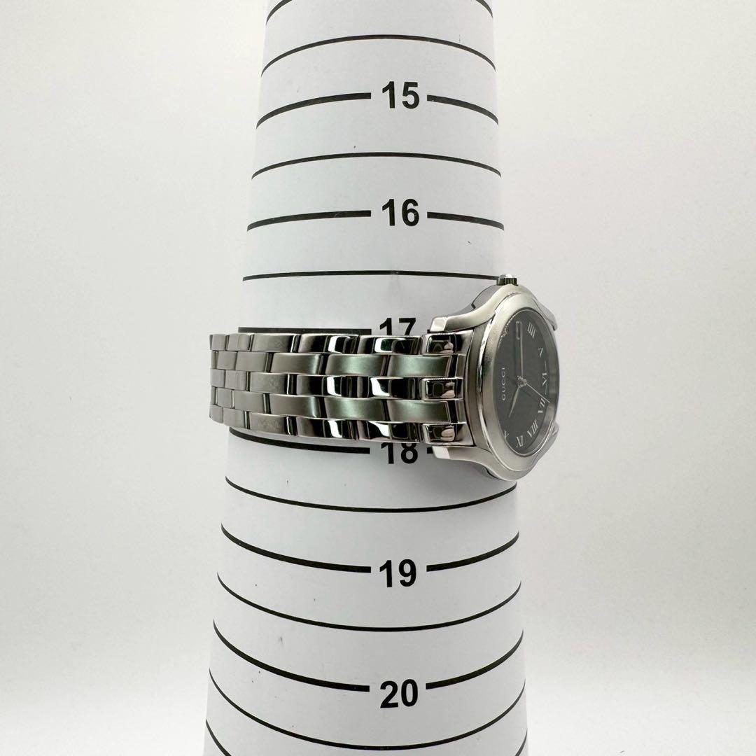 極美品✨稼働 GUCCI 5500M ローマン デイト クォーツ メンズ 3針