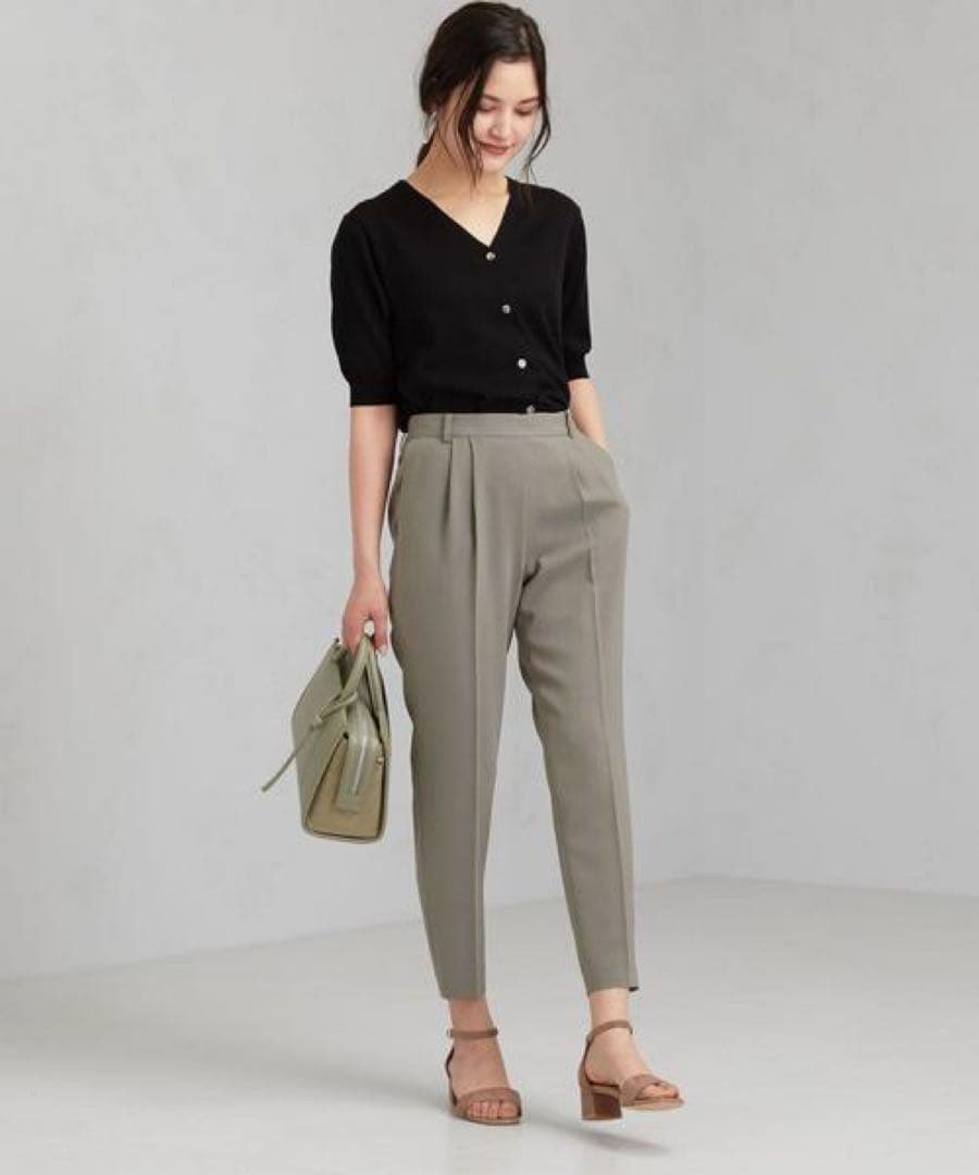 新品未使用グリーンレーベルリラクシング　パンツスーツセットアップ洗える