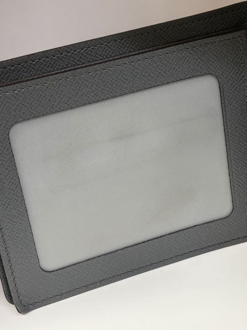 ルイヴィトン　タイガ　パスケース付　二つ折　財布　グレー