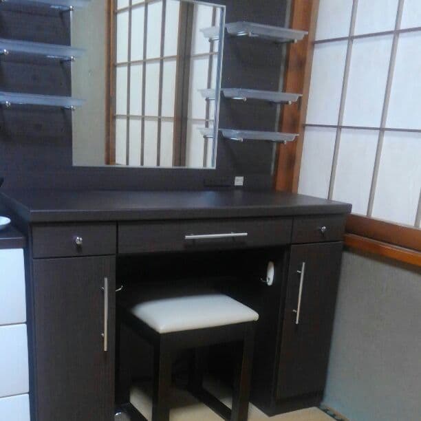 [送料込み]　ドレッサー　モダン　木目