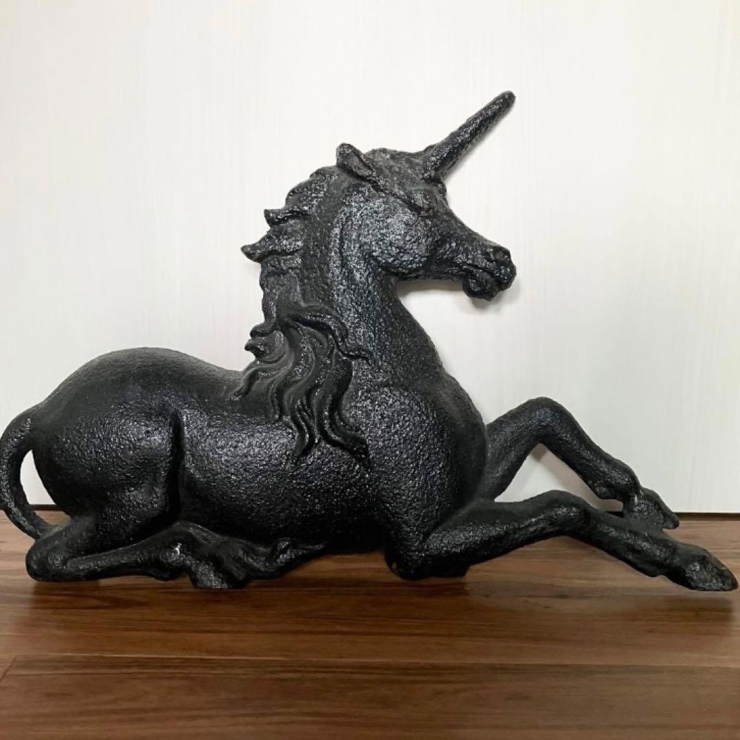 フランスアンティーク　ユニコーンのオブジェ　置物