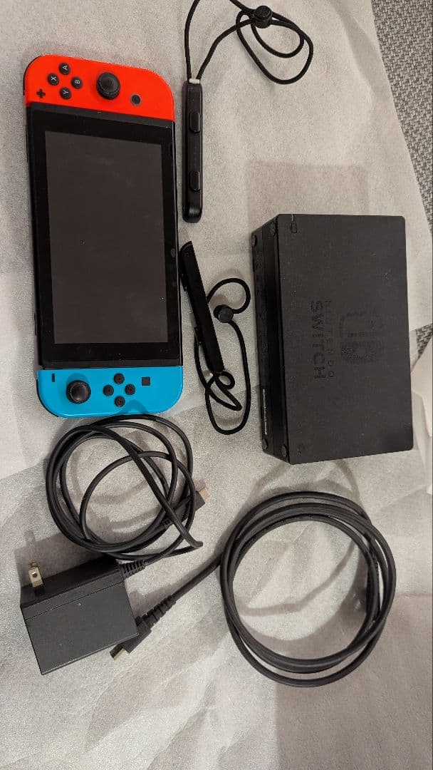 Nintendo Switch 本体 初期版 赤ジョイコン不具合