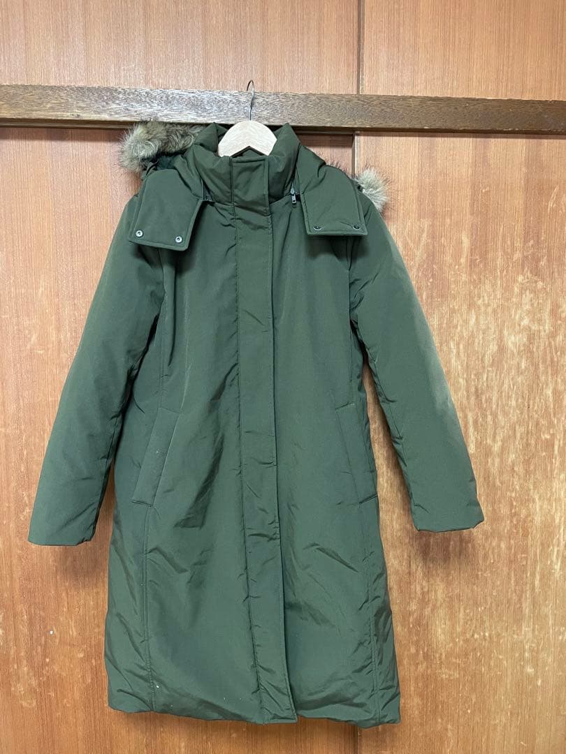 ハイブリッドダウンウルトラウォームロングコート　オリーブ　Lサイズ