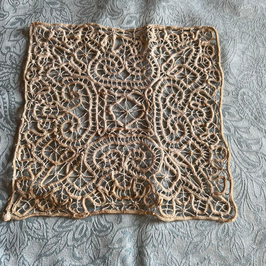 ベージュ　アンティークレース　フランス