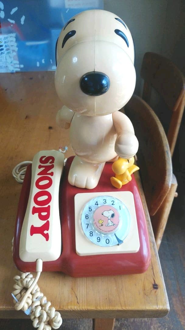 スヌーピーダイアル式電話機