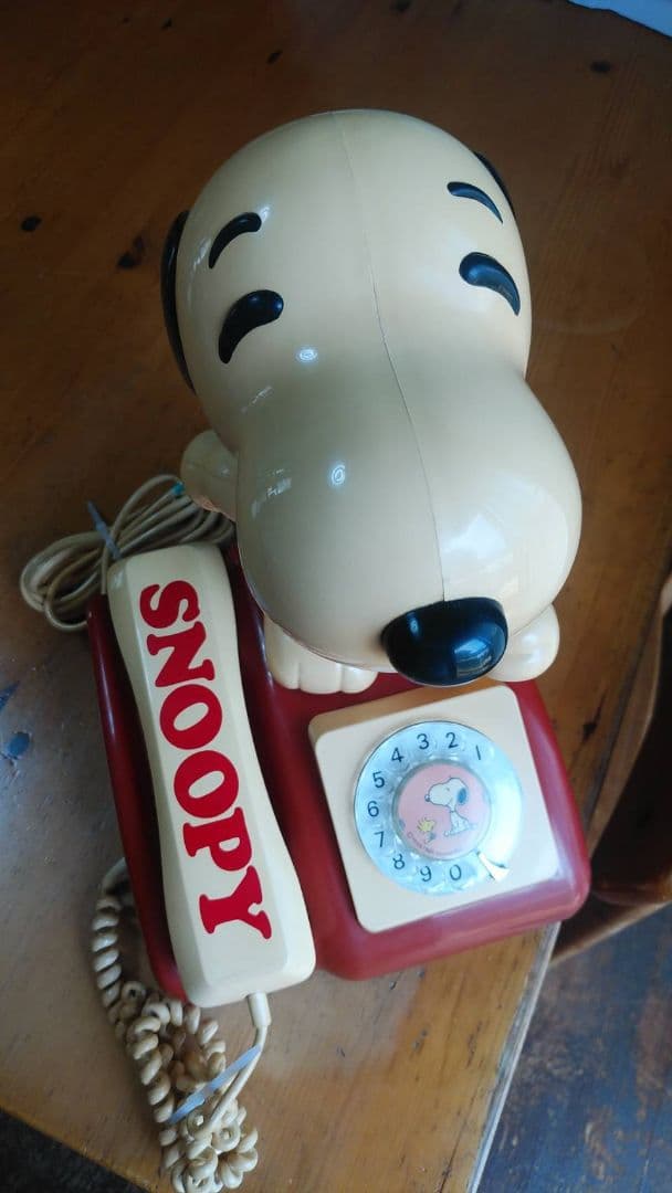 スヌーピーダイアル式電話機