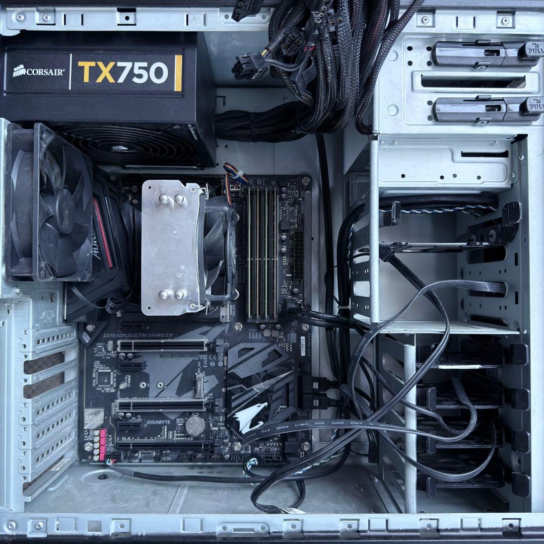 PCケース＋マザーボード他 ジャンク品