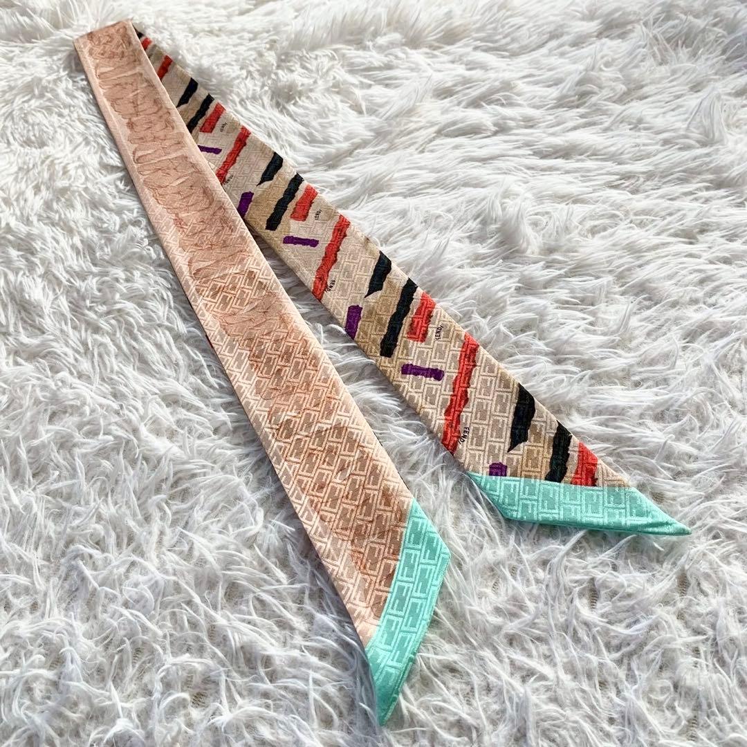 FENDI　フェンディ　FFロゴ　ズッカモチーフ　バッグモチーフ　ラッピー
