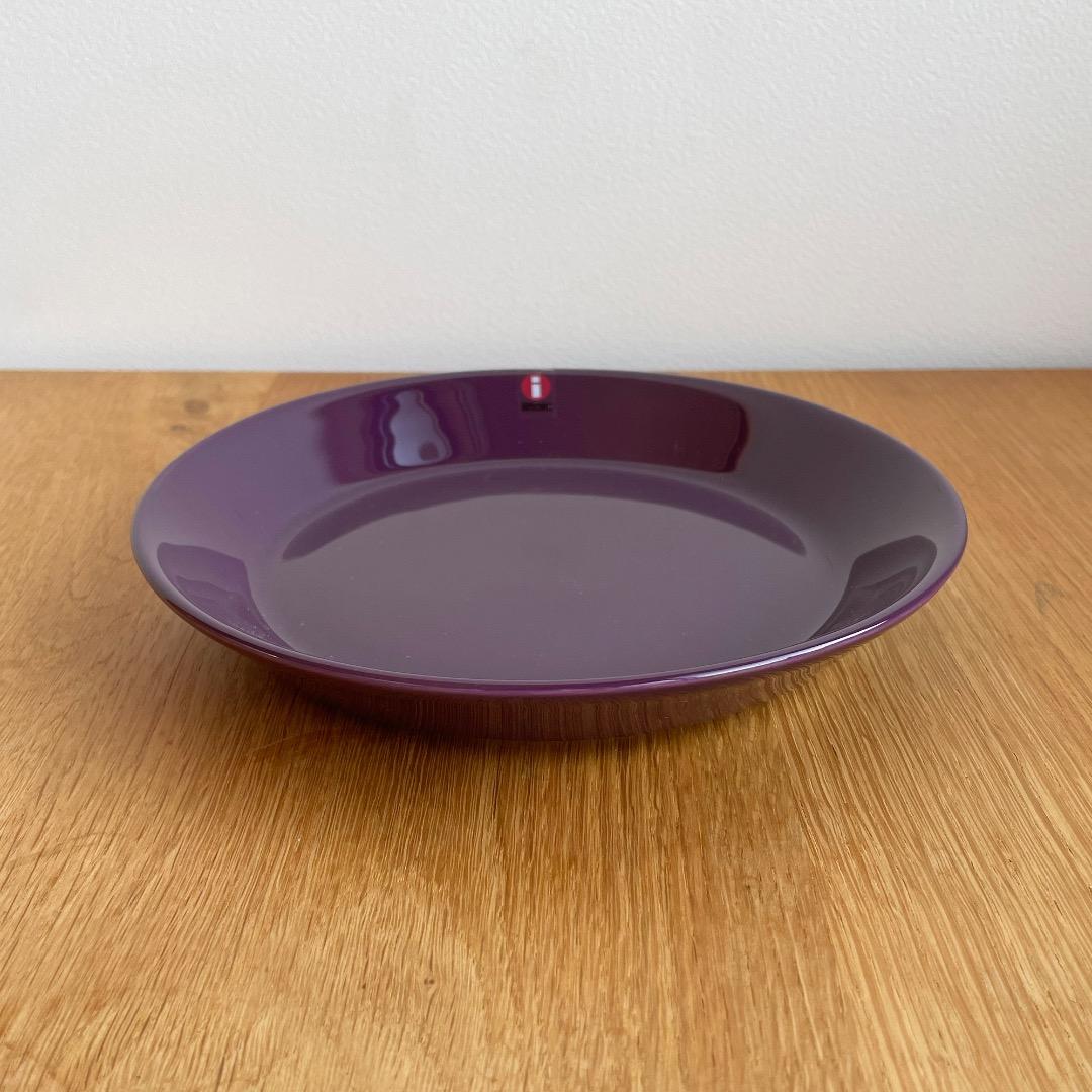 新品 廃盤  ダークライラック プレート 17cm ティーマ