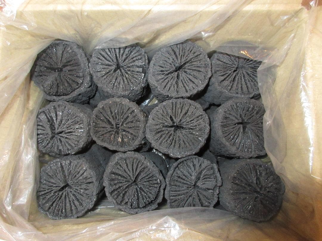 送料込【逢絢亭・新品】茶の湯炭 輪胴のみ 炉用 くぬぎ 約３キロ入り