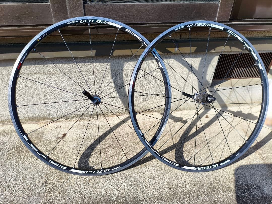 シマノULTEGRA wh-6700 前後セット