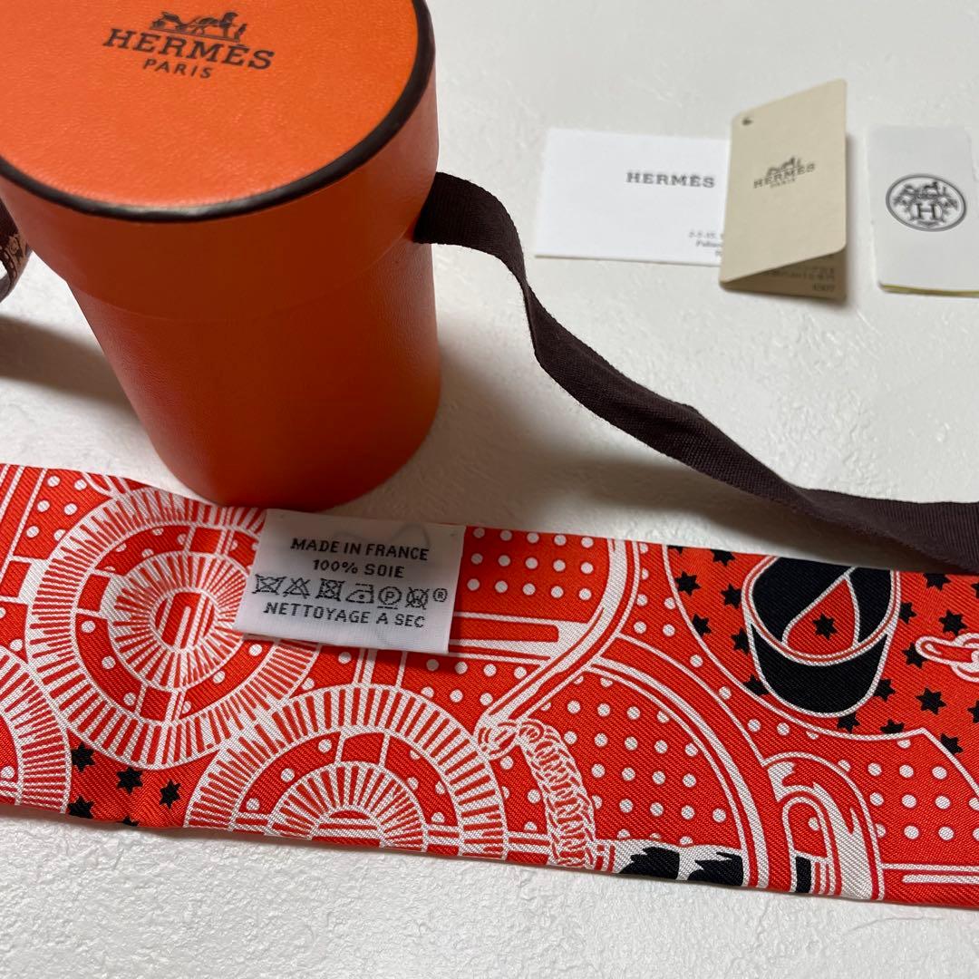 新品未使用HERMES エプロンドール箱付　　　　オレンジ　ツイリー スカーフ