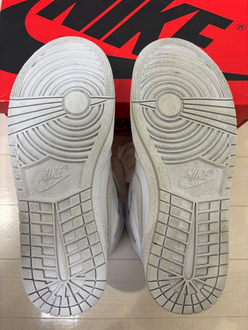 シューズ(女性用) Nike Air Jordan 1 High 85 BQ4422-100