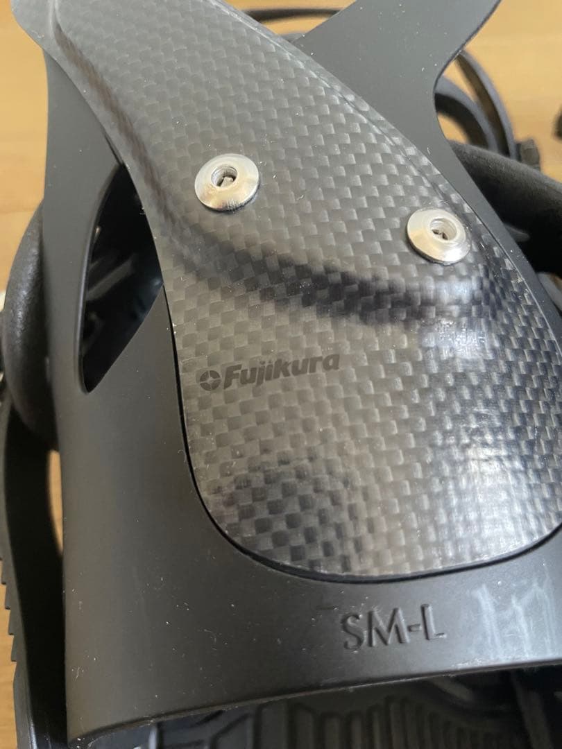 限定レア品 FLUX XV LTD Mフラックス ビンディング カーボン 軽量