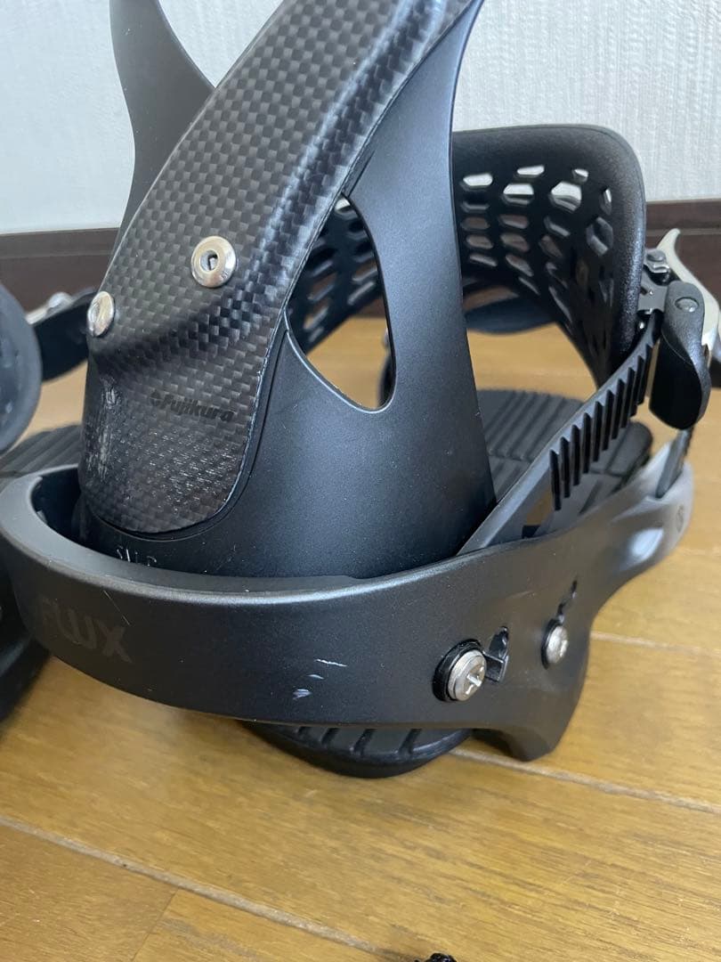 限定レア品 FLUX XV LTD Mフラックス ビンディング カーボン 軽量