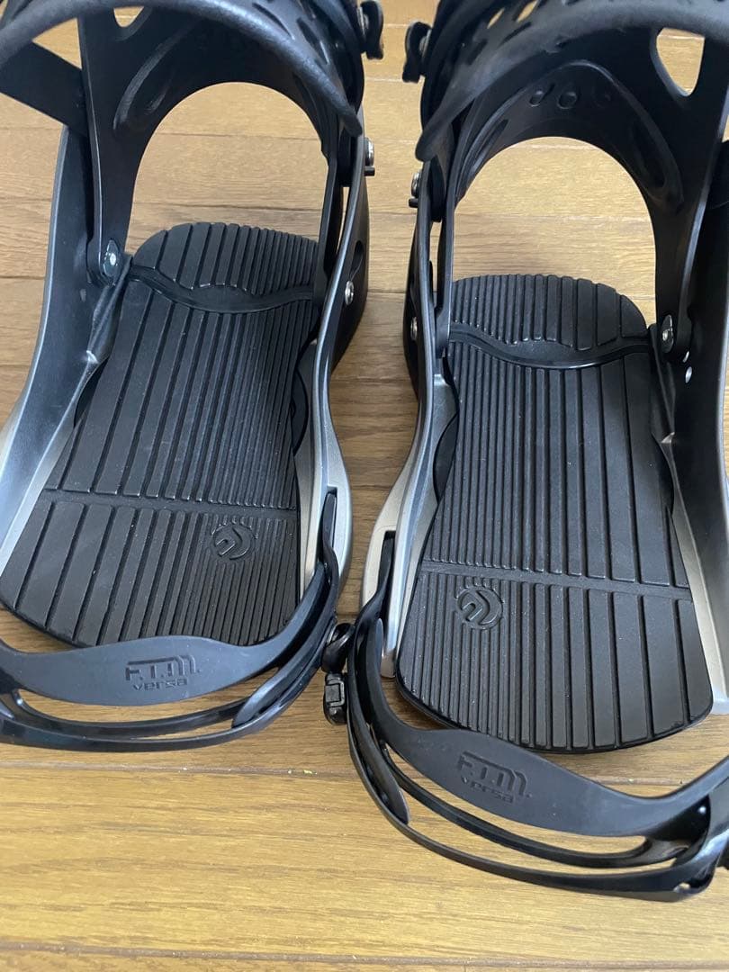 限定レア品 FLUX XV LTD Mフラックス ビンディング カーボン 軽量