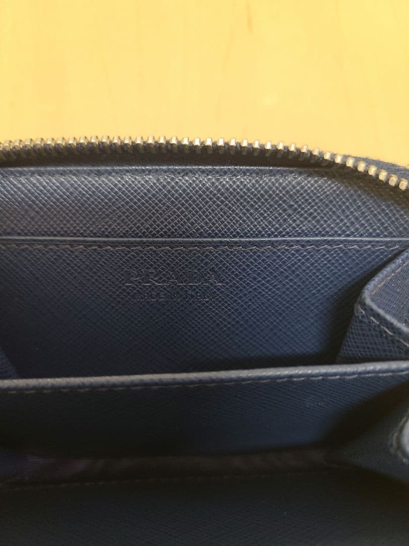 【美品】PRADAケース2MM003