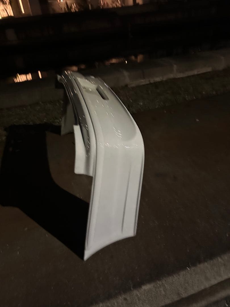 マークⅡリヤエアロ白色(040)塗装済み白色