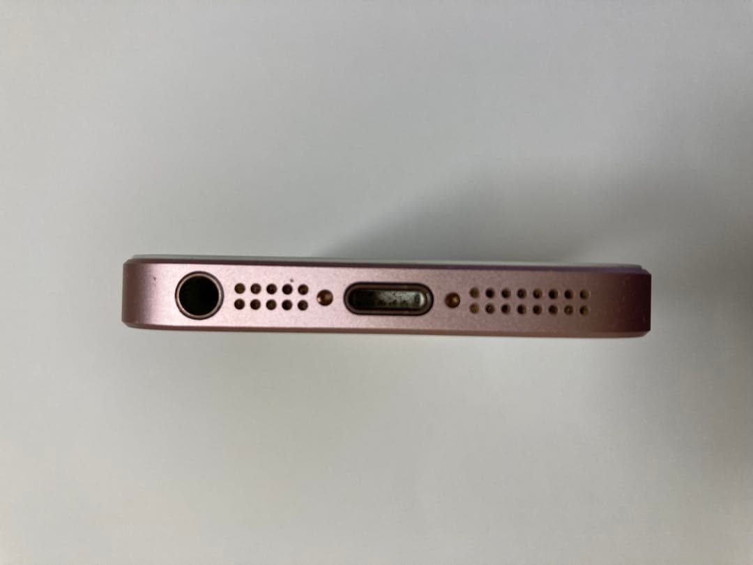 iPhone SE 初代 128GB SIMフリー 初期化済