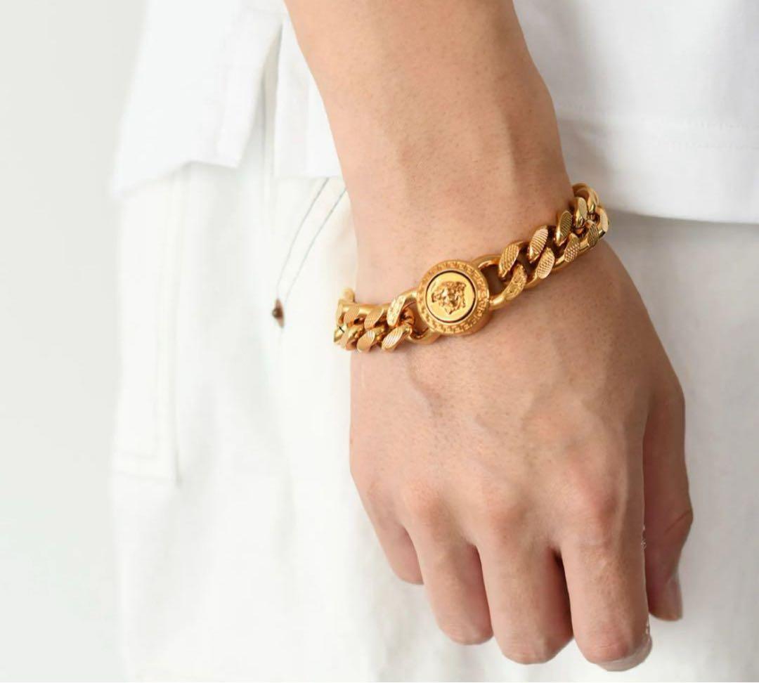 versace ブレスレット　ゴールド