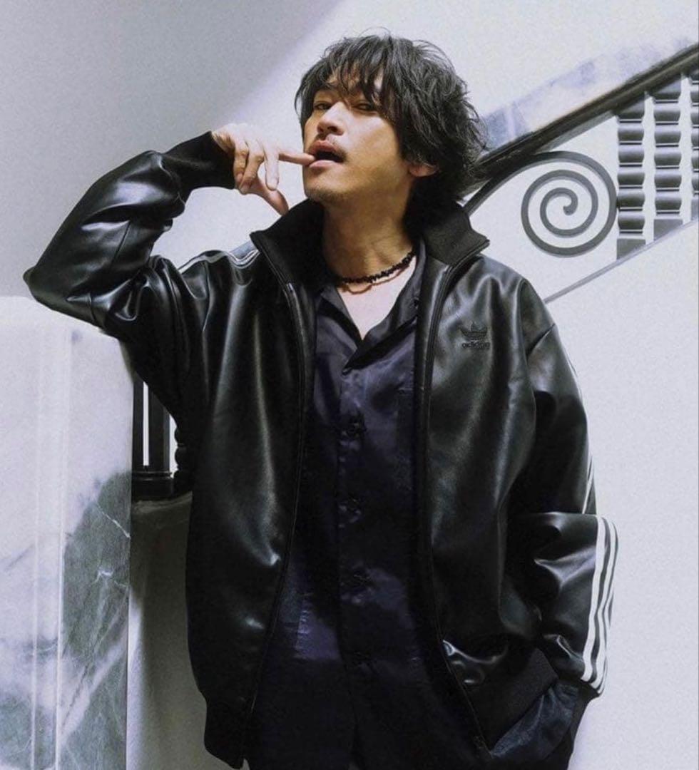 新品XS】窪塚洋介 アディダス フェイクレザージャケットトップ プレザー3S黒