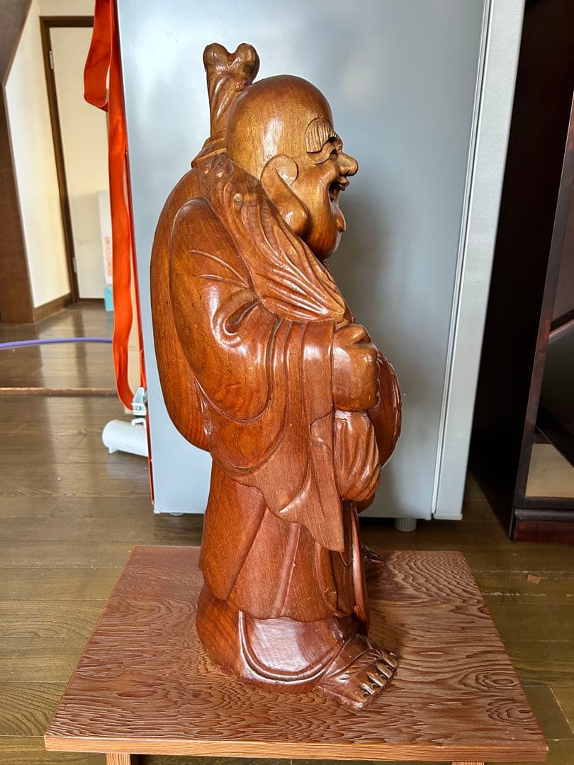 木彫り布袋尊像（ほていさん）　一刀彫　台座付