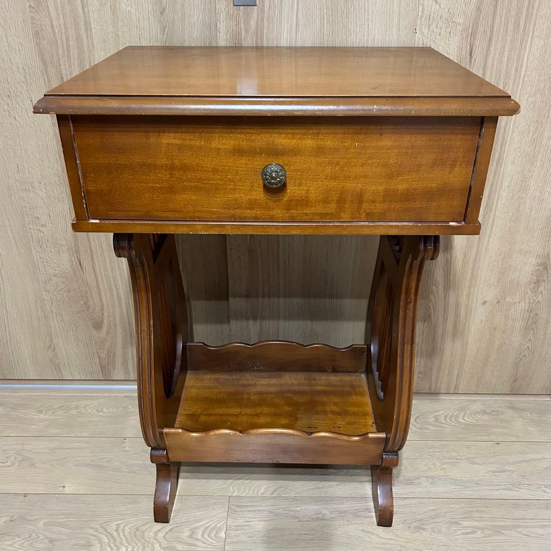 アンティーク　サイドテーブル コンソールテーブル おしゃれ 高級感