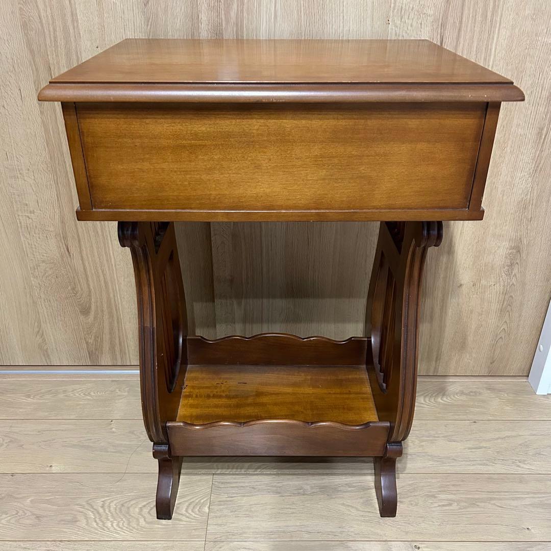 アンティーク　サイドテーブル コンソールテーブル おしゃれ 高級感