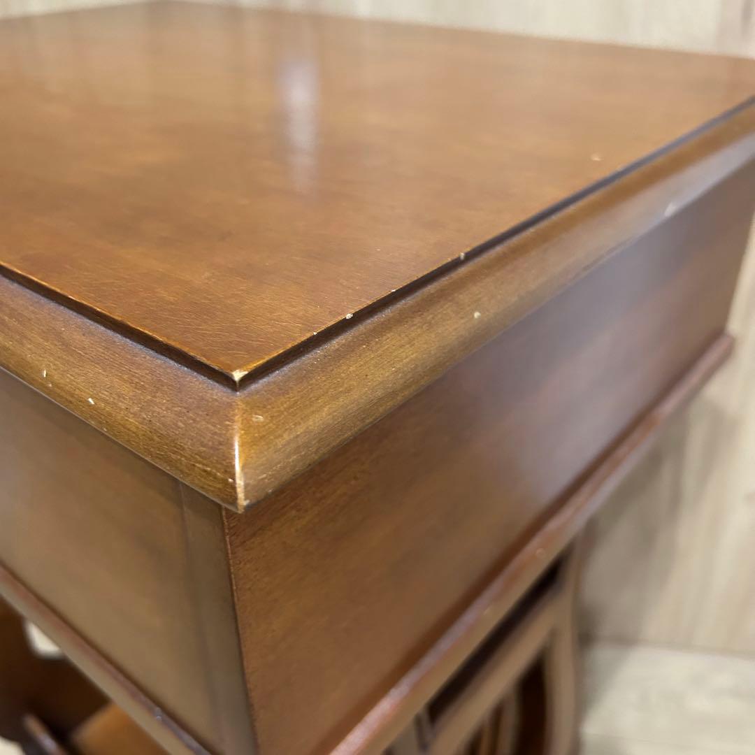 アンティーク　サイドテーブル コンソールテーブル おしゃれ 高級感