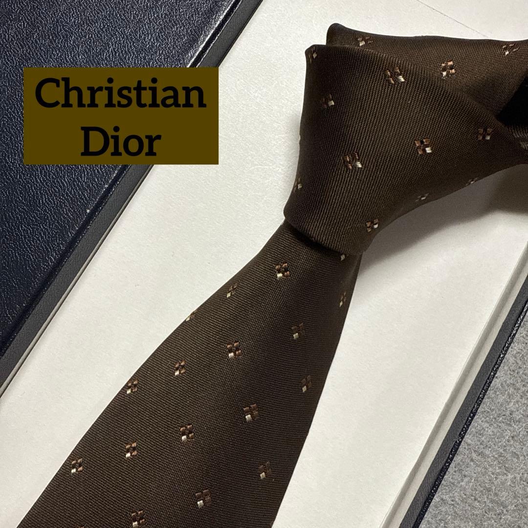 クリスチャンディオール　、バーバリー　ネクタイ　まとめて二本