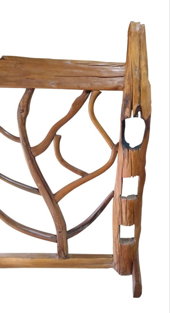 木製アートオブジェ 高さ約170cm