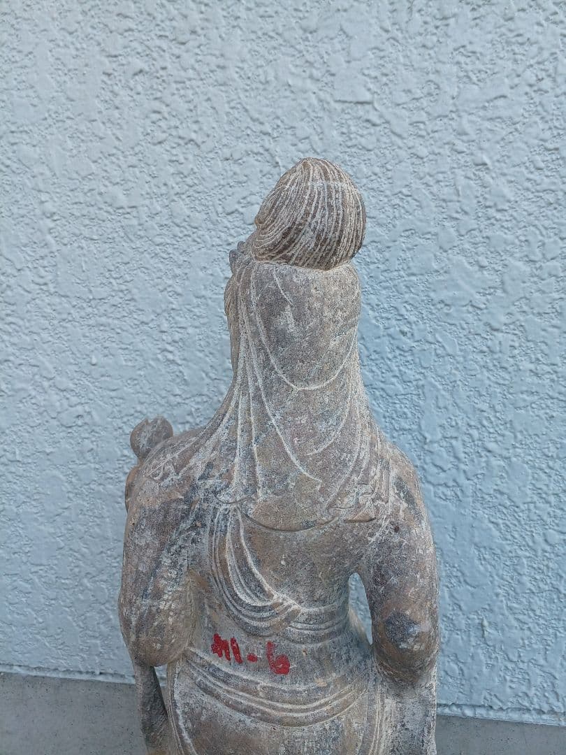 ロ*ン様 石仏　高さ約78cm　重さ約30キロ超