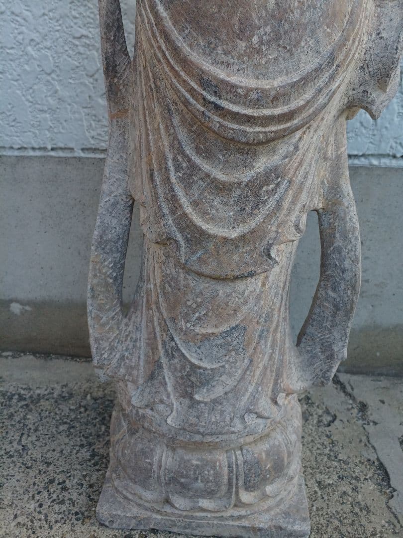 ロ*ン様 石仏　高さ約78cm　重さ約30キロ超