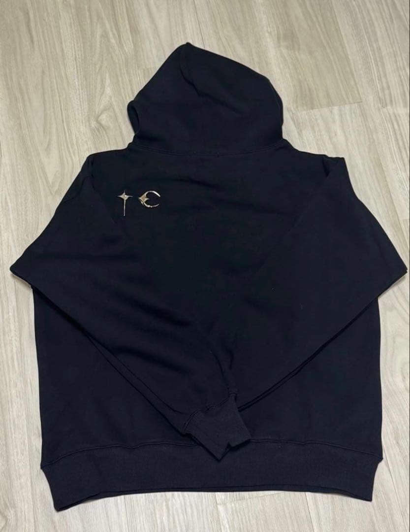 ブラックパーカー thug Club