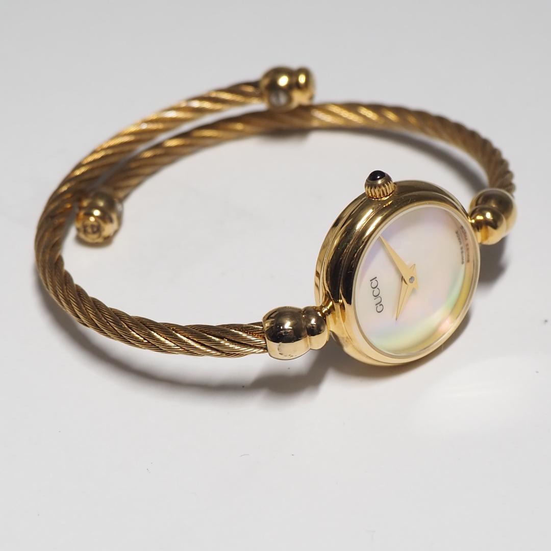 美品 グッチ GUCCI バングルウォッチ 2700L シェル 腕時計 H611