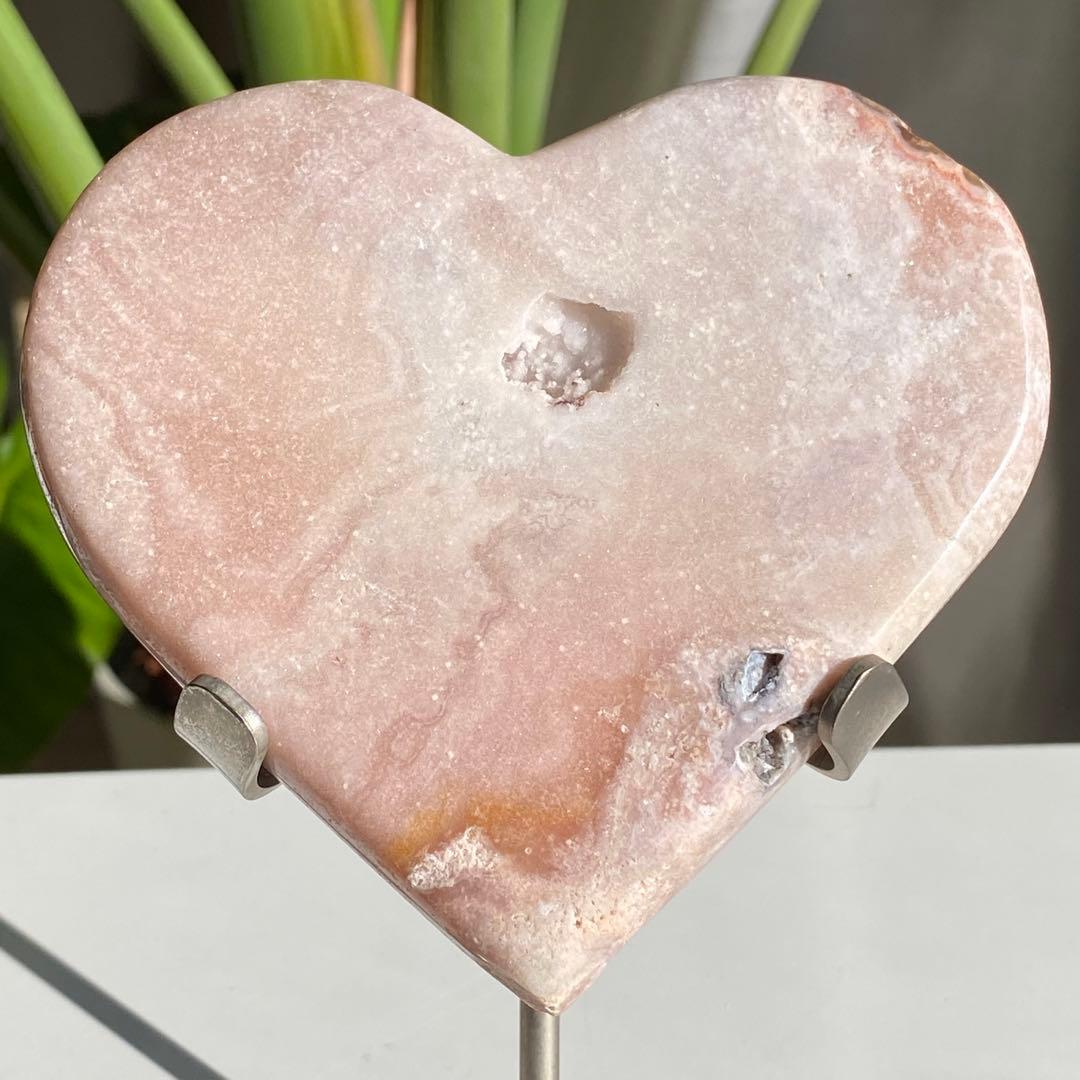 【 天然石 美しい ピンクアメジスト ハート おまけ台座付き481g 】