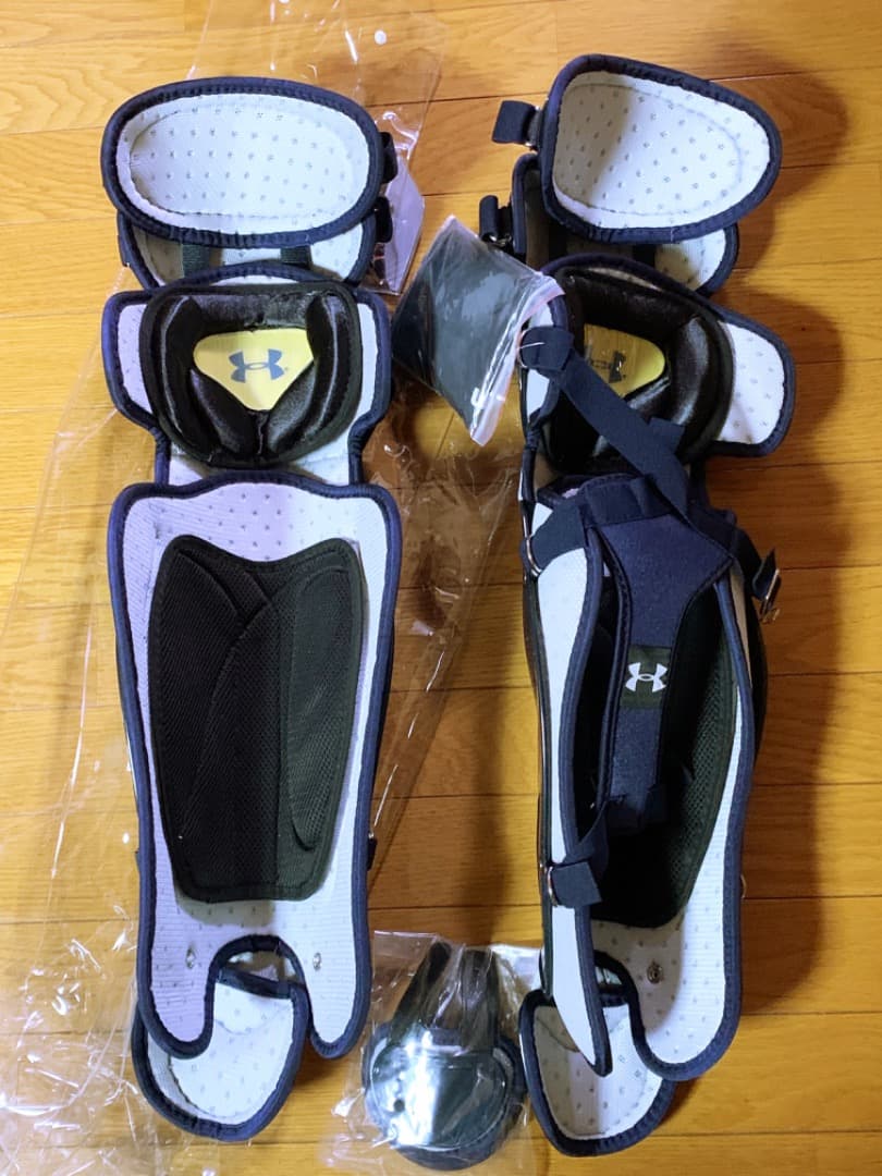 新品2026年★アメリカ限定発売☆アンダーアーマー☆キャッチャー３点セット☆紺