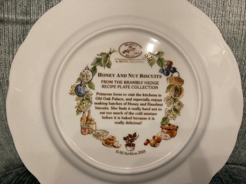 ブランブリーヘッジ ハニー ナッツ ビスケット レシピ プレート ブランベリー