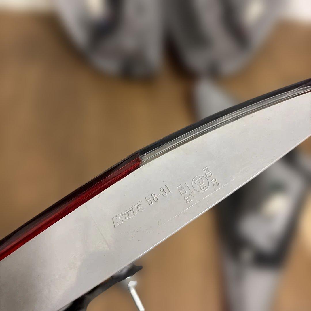 (01/月2011年) アルファード DBA-ANH20W テールランプセット