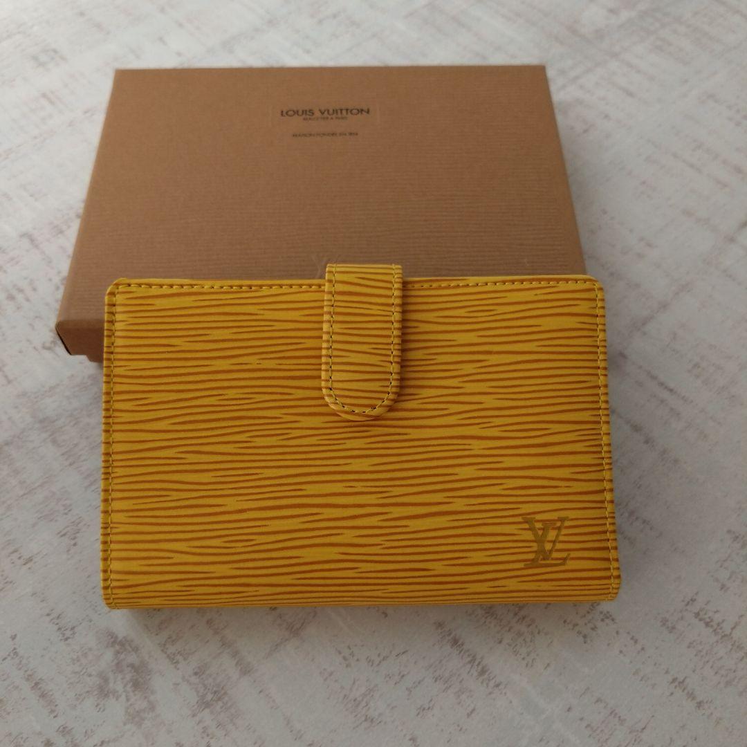 ルイヴィトン　エピ　2つ折り財布　　イエロー　黄色　ヴィエノワ ビエ