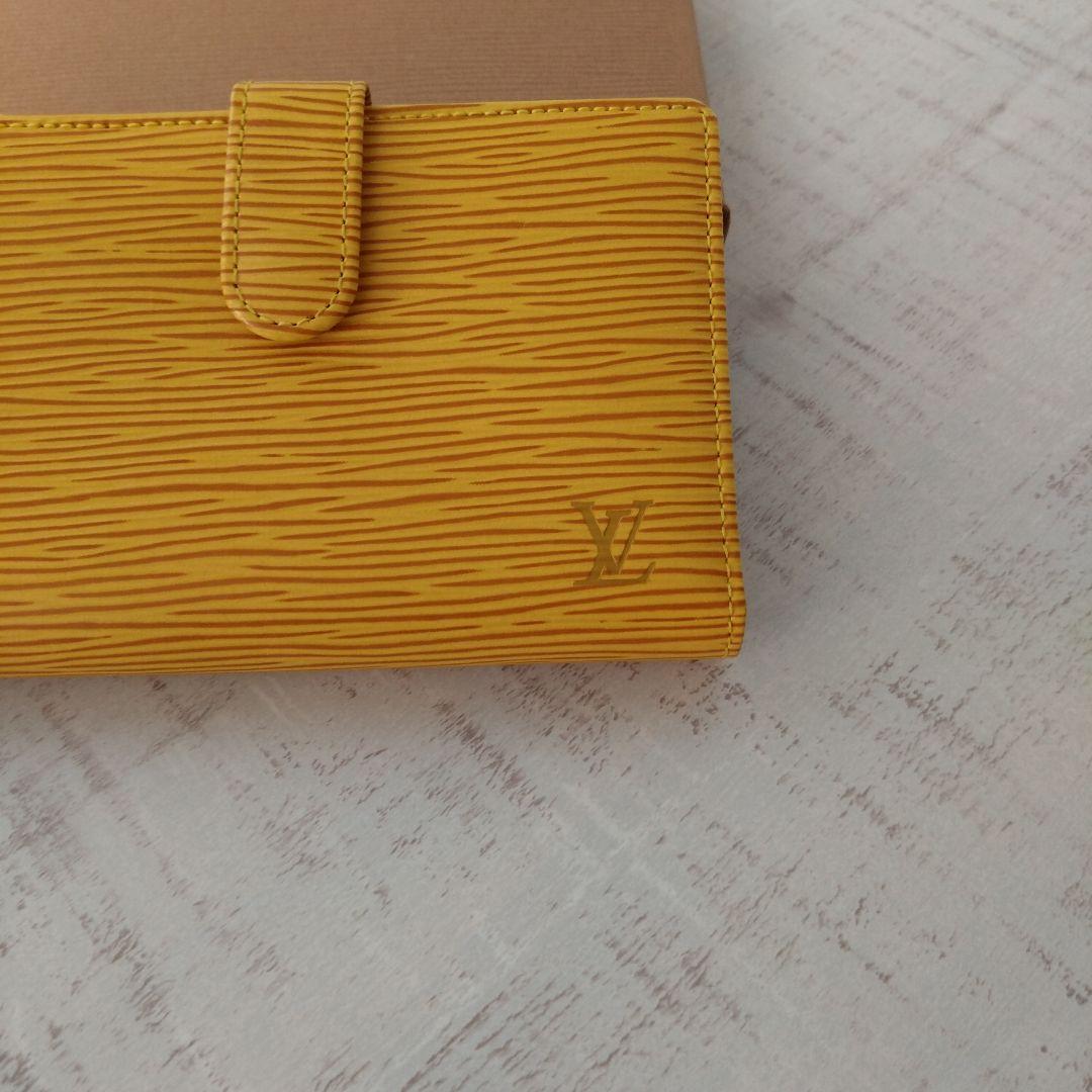 ルイヴィトン　エピ　2つ折り財布　　イエロー　黄色　ヴィエノワ ビエ
