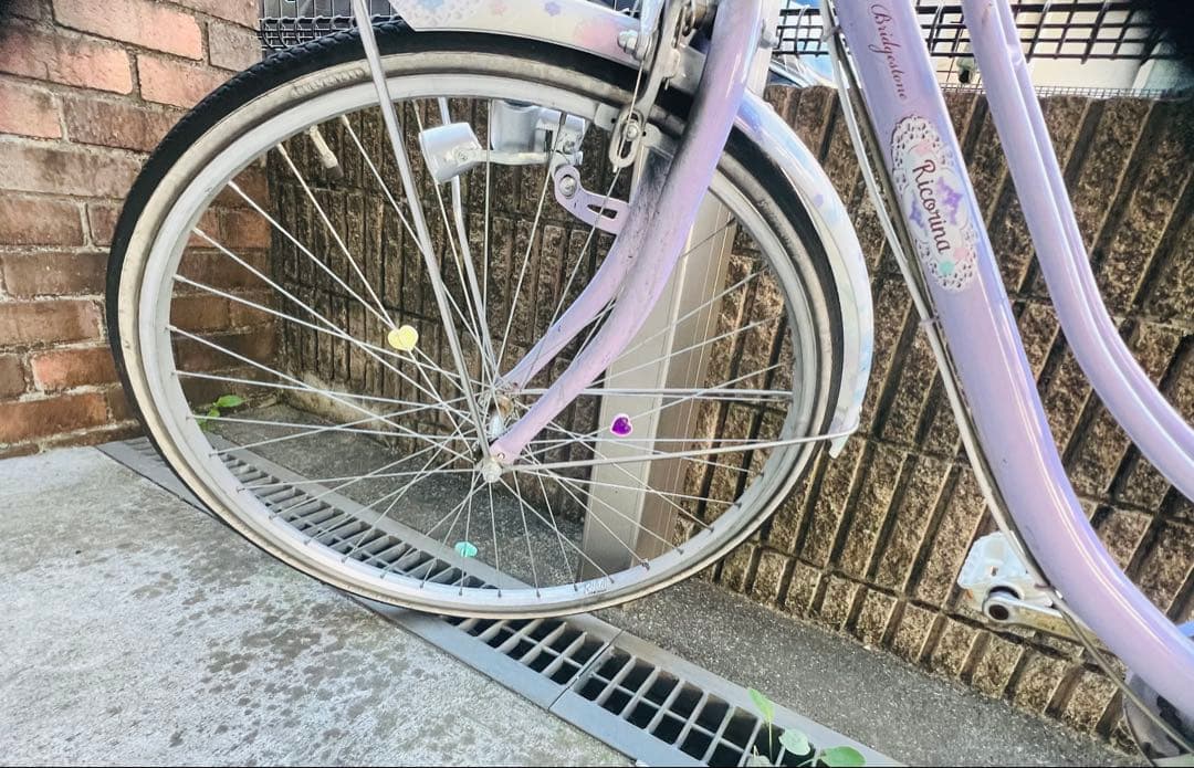 ブリヂストン　リコリーナ　うす紫花柄　自転車　26型