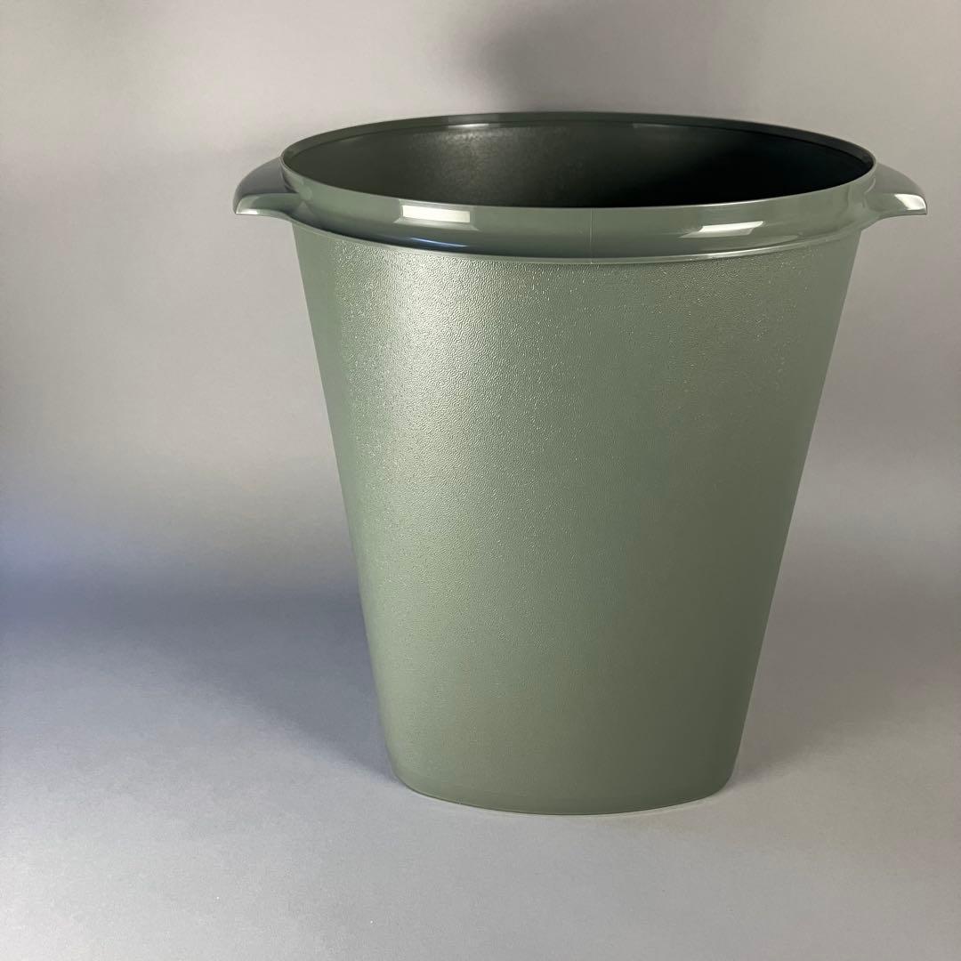 タッパーウェア マキシクイーンデコレーター(11000ml) 本体のみ２点セット