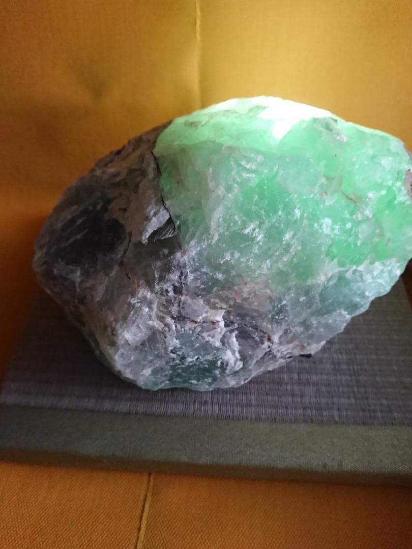 天然石　フローライト　原石　6kg　置物　インテリア　工芸品　美術品　A2850